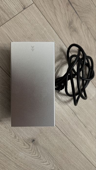 Priza incastrabila in blat cu capac glisant - argintie - 3 iesiri/posturi