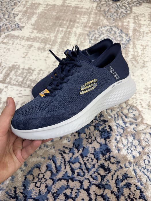 Скичерс красовки 42 размер