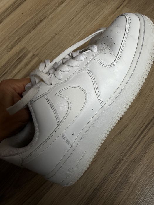 Оригинални бели кожени кецове Nike Air Force 1 ! 39 н