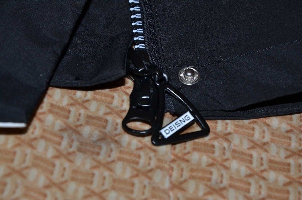 Куртка на девочку