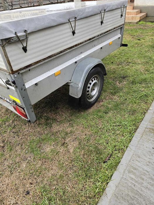 Vind remorca 750kg Stema