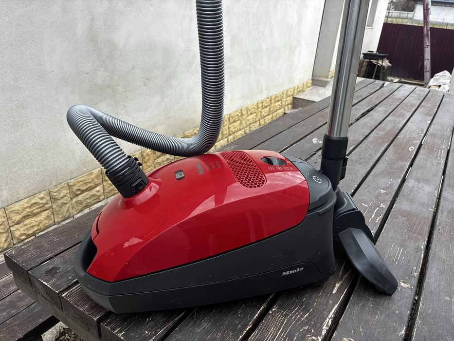 Aspirator Miele Powerline