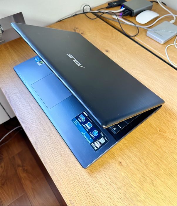 Ноутбук Asus Core i3 Жесткий диск - 500 Gb