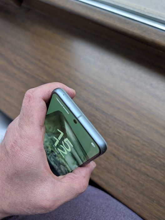 Google pixel 8 Hazel