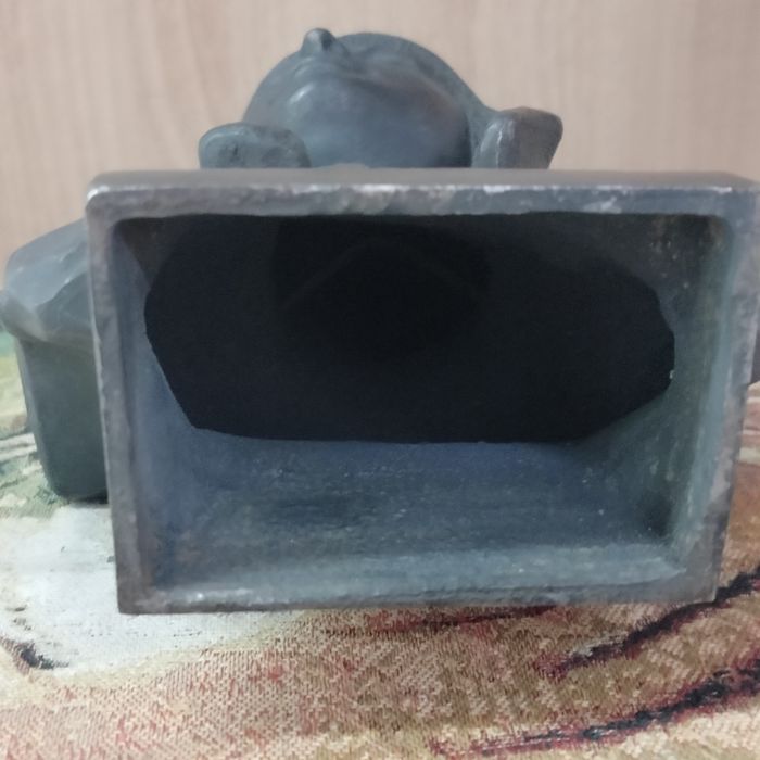 Гагарин бюст чугун