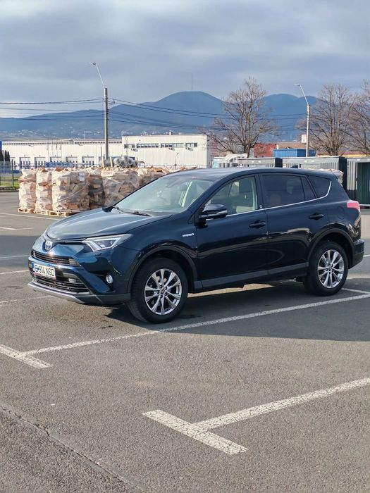 Toyota RAV4 4x2/ Predare Leasing 7079 eur+22 rate x 410 eur +1reziduala