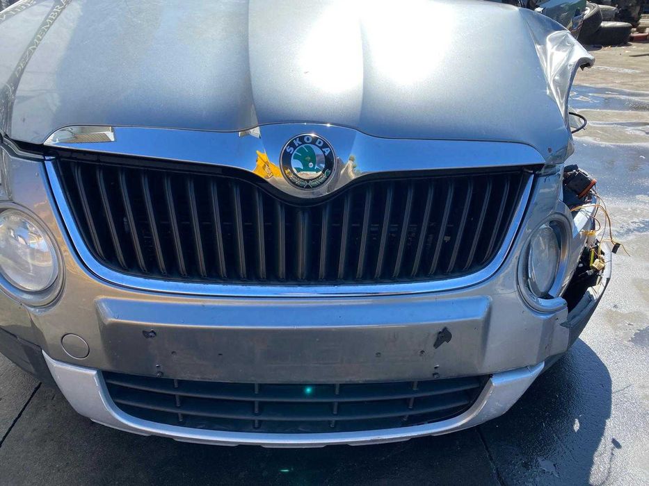 dezmembrez Skoda Yeti cod motor CFHA/usa fata yeti/hayon yeti/usa