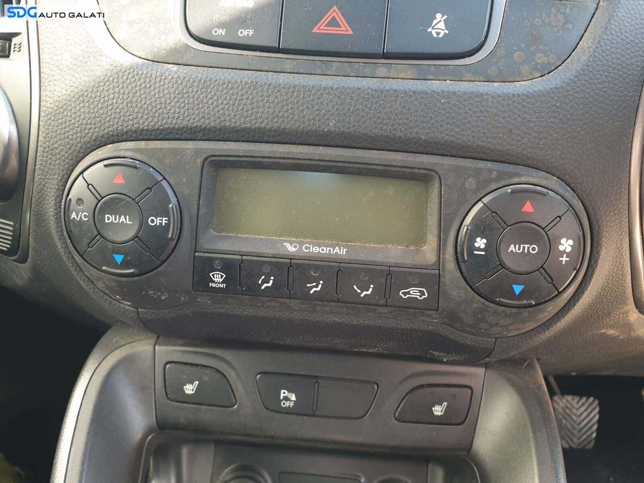 Panou Comanda AC Clima Climatronic Aer Conditionat Hyundai ix35 2009 - 2015 [Q1511]