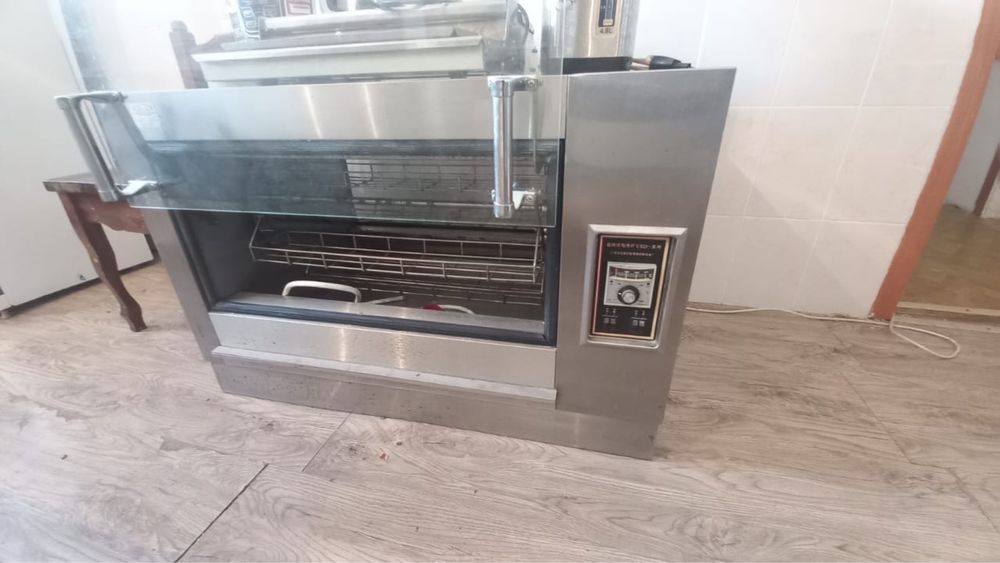 Продам гриль печь