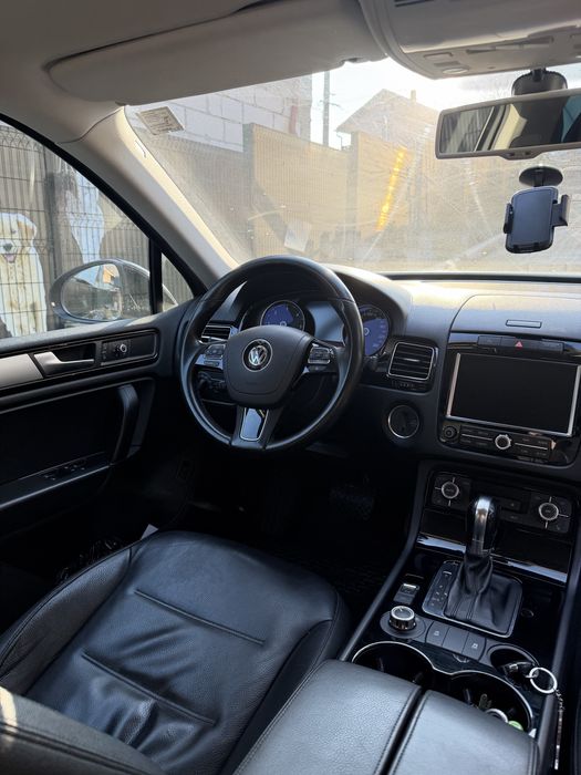 Vw touareg 2013, diesel 3.0 automat sau schimb cu auto 4x4 de padure