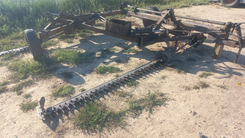 Продам косилку прицепную КДП-4