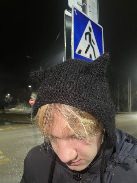 Вязанные шапки-чепчик