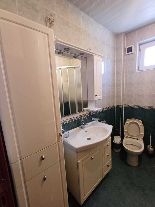 Продава се Тристаен апартамент в Шумен, Пазара - 156 кв.м за 1095 €/кв.м - Снимка #21