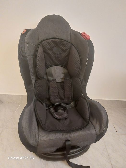 Vând  scaun auto pentru copii