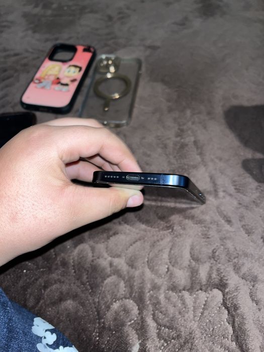 Vand sau schimb iphone 15 pro