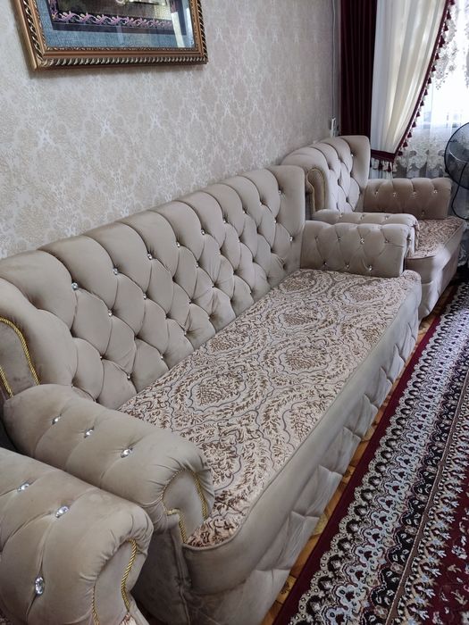 Диван! Срочно! Диван!