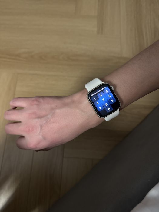 Apple Watch SE 44 mm