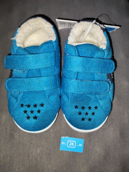 Adidași sezon rece mărimea 26 noi