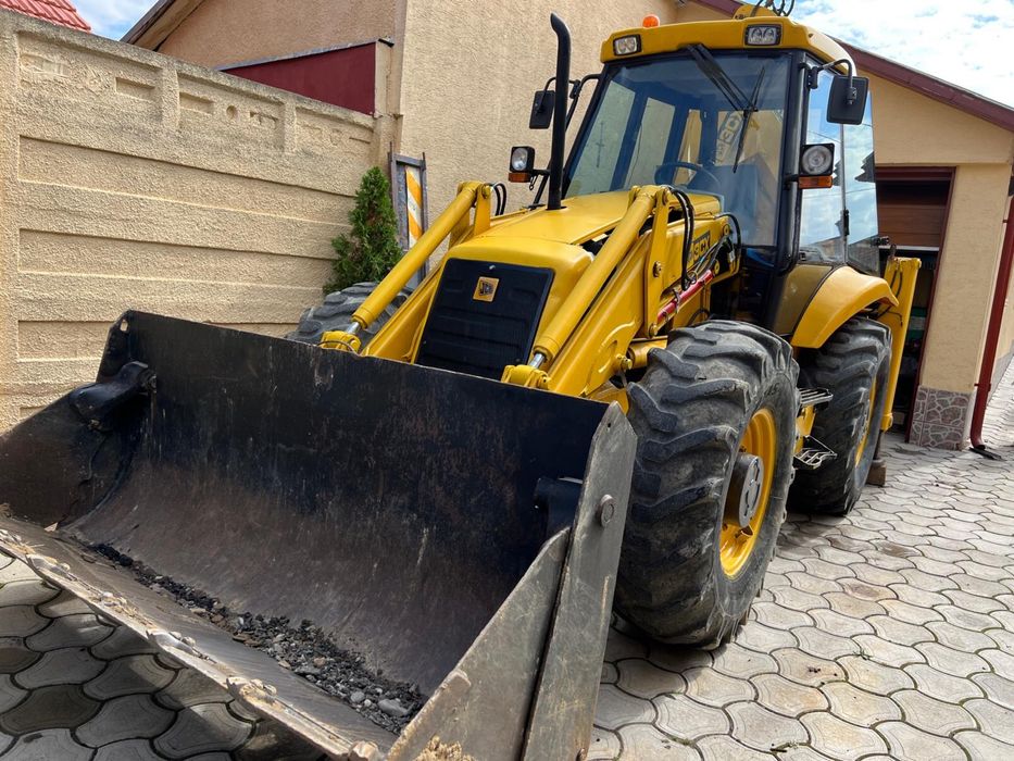 Buldoexcavator JCB 3CX * An 2002