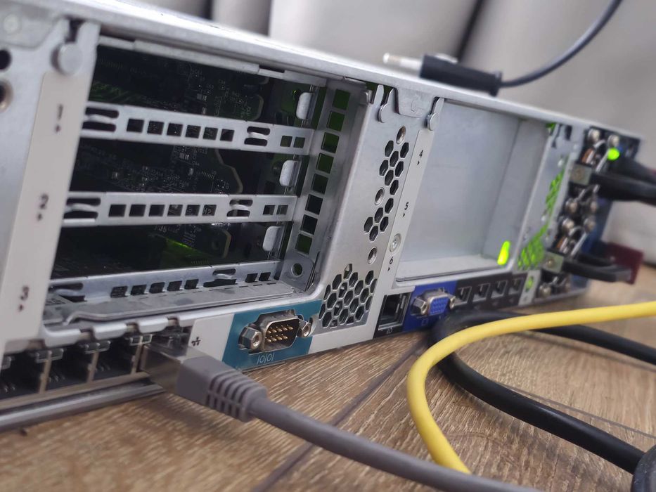 Сървър HP ProLiant DL380p Gen8 тунингован