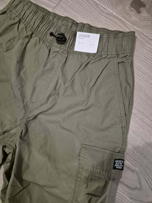 Pantaloni h&m baieti noi marimea 158 12-13 ani