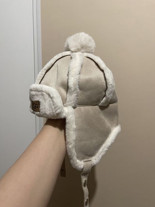 Абсолютно новые шапочки UGG