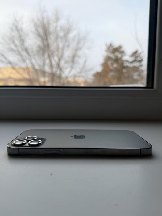 Айфон -12 про.. Айфон -12 про..