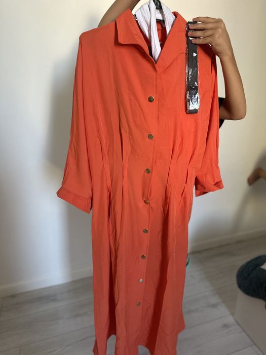 Чайник и  тарелка