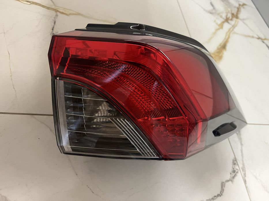 Десен стоп Toyota  Rav4