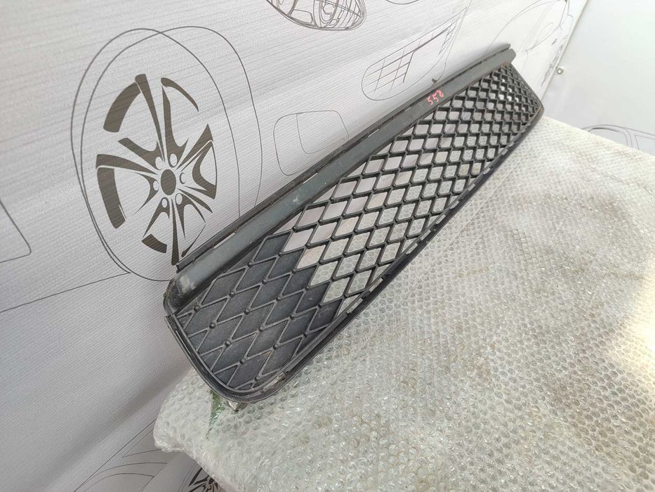 Grila Bara Fata Toyota Auris (E150) 2009–2012 / Cod OEM 53112-02250 (4B2)
