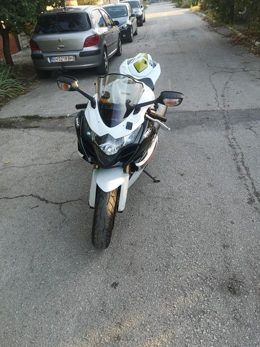 Suzuki gsxr k9 1000 на части