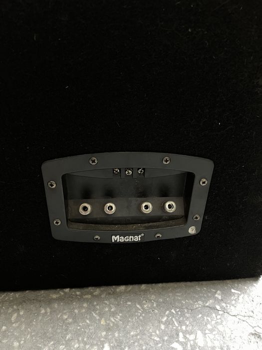 Сабвуфер Magnat Pro и усилитель
