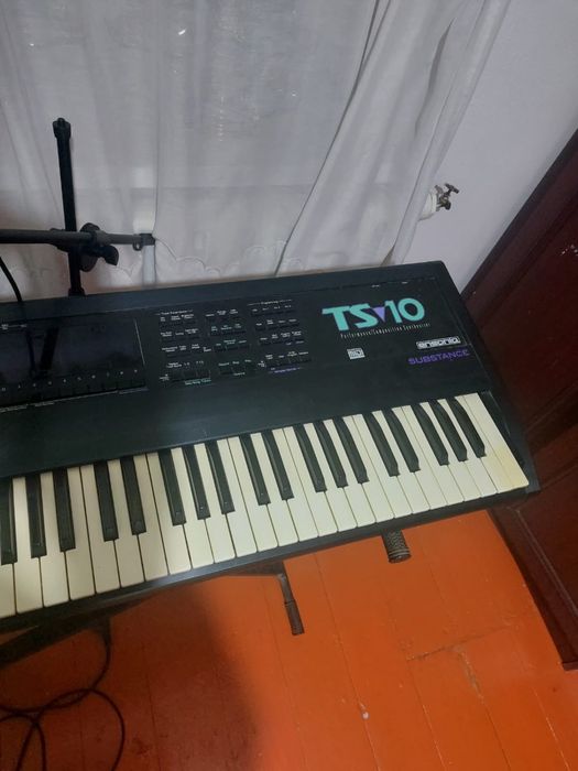 Синтезатор ensonik ts 10
