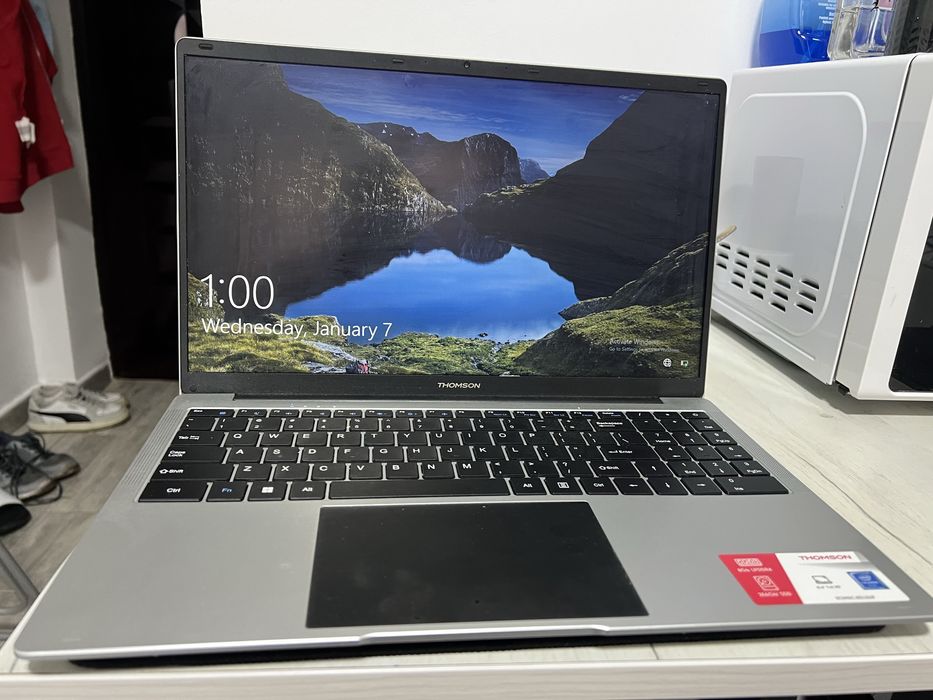 Vand laptop Thomson