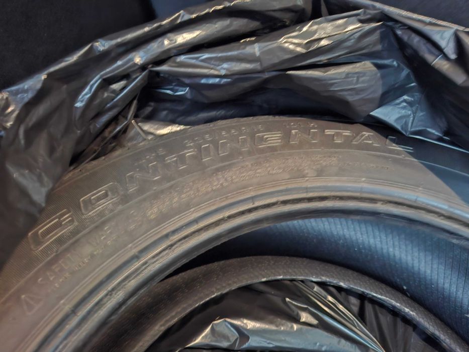 гуми 4 бр. CONTINENTAL CrossContact 235/55/19 dot 19