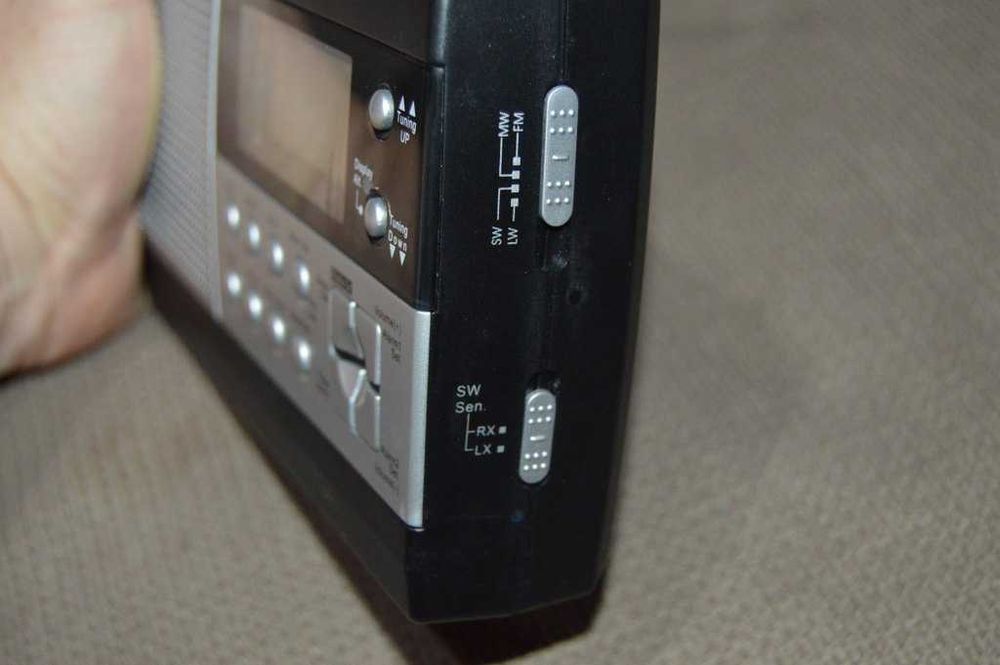 Radio portabil BENCH KH2026 cu 4 lungimi de unda