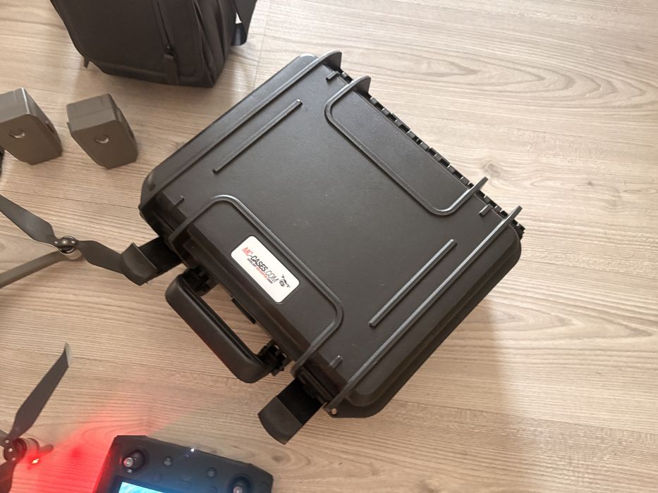 Drona DJI Mavic 2 pro stare perfecta cu multe accesorii