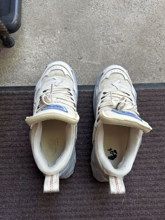 Off White Odsy-1000 Marimea 42 cu tot cu cutie si restul