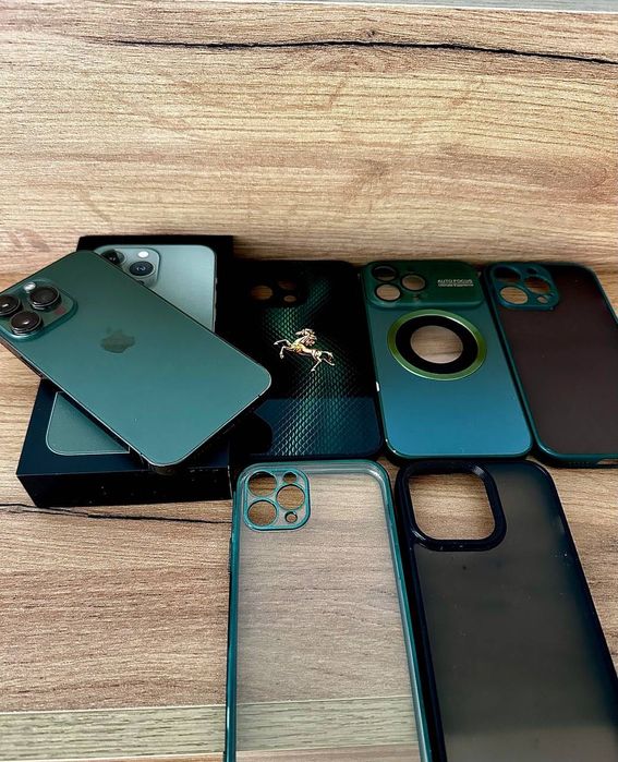 iPhone 13 Pro КАТО НОВ + подаръци