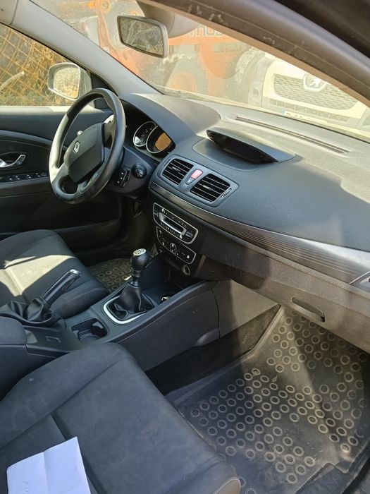 RENAULT Megane 2010 — imagine 3