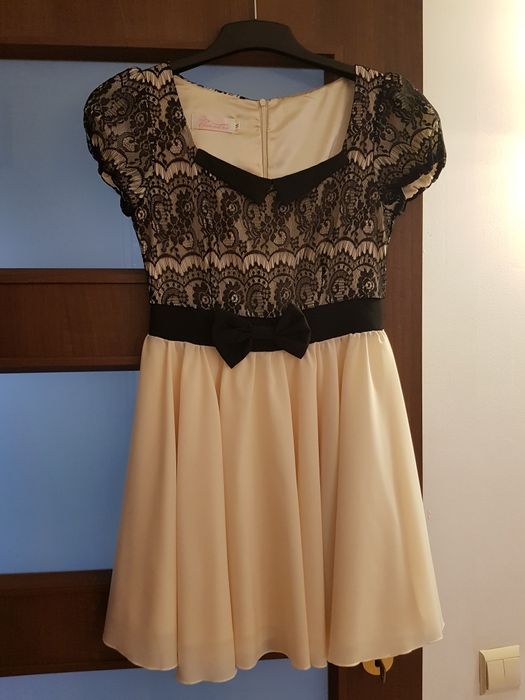 Rochie scurta de ocazie