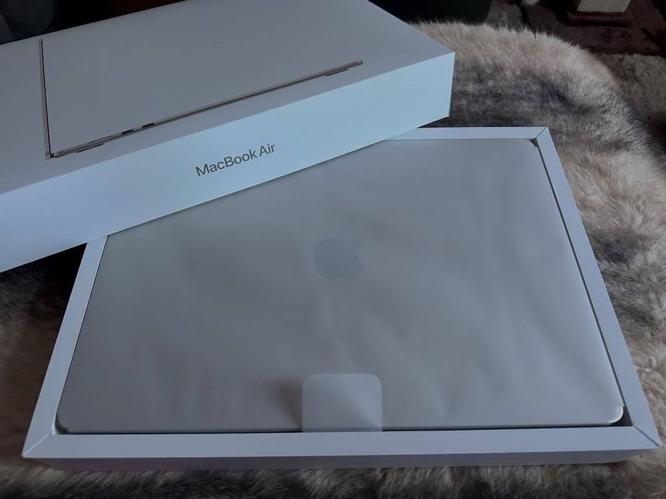 Ноутбук MacBook Air 15" M4 (16/256) / Макбук эйр 15 м4