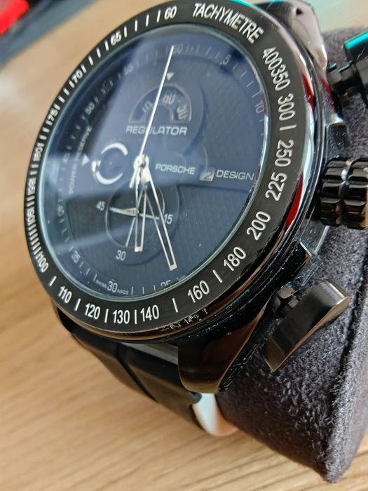 Часовник Porsche design, спортен, кварцов