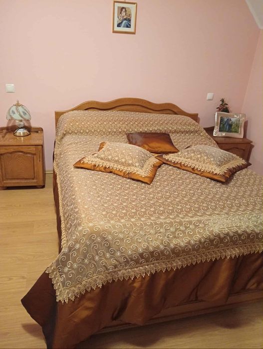 Vand dormitor lemn masiv