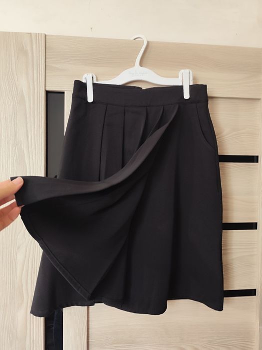 Юбка      черная