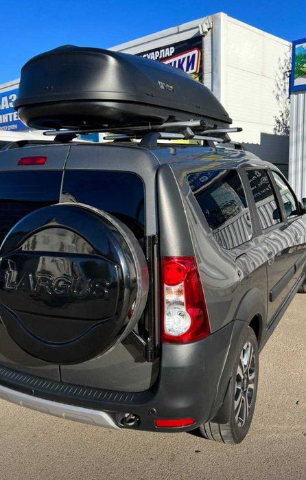 Bodibilding bilan shugullanuvchi ayol klitorining fotosurati