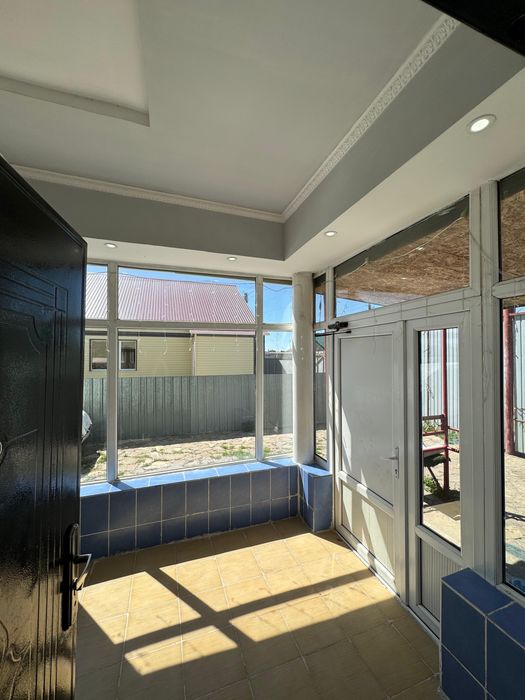 Продам двух этажный коттедж