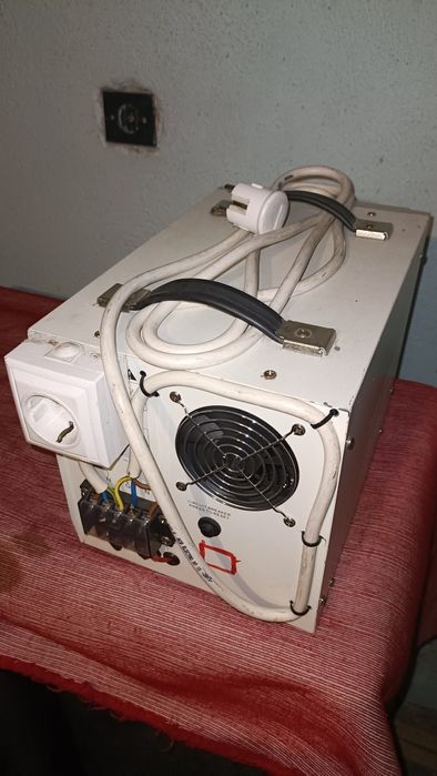Stabilizator Tensiune Regulator Curent