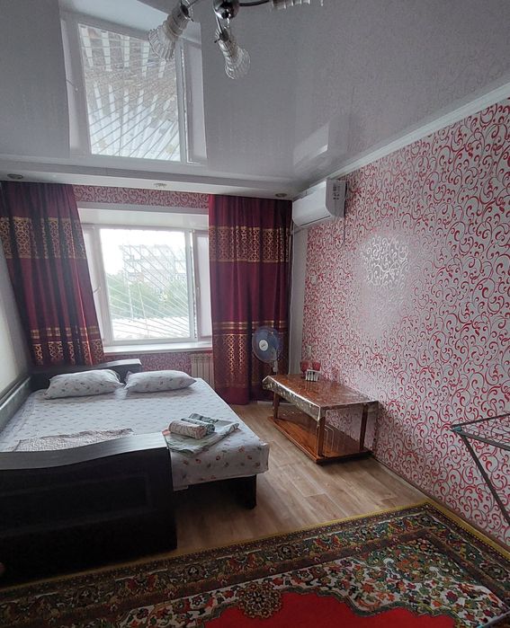 Посуточно,в центре.Город Сатпаев