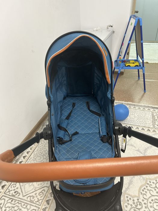 Продам коляску Teknum